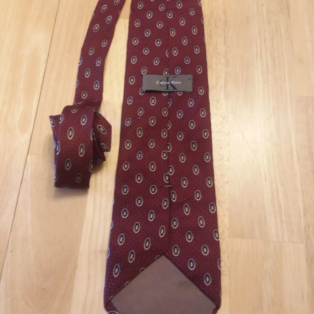 VTG Calvin Klein Necktie 57"X 3 3/4" Made USA Silk - Picture 3 of 4